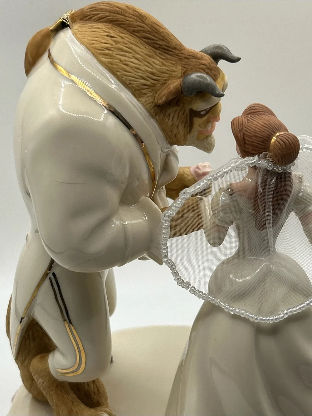 Lenox Beauty and the Beast Porcelain Figurine Bride Belle w Beast Cake Topper